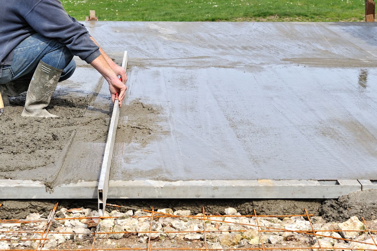 Concrete pad services